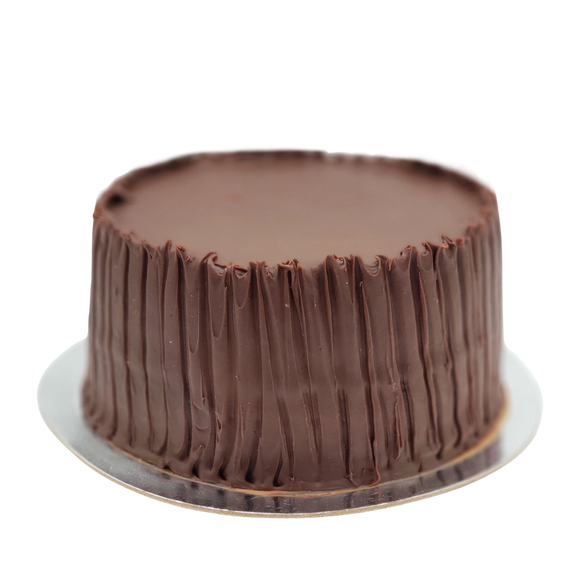 Phipps Mom's Chocolate Cake 8" Medium