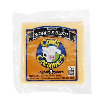 COWs Creamery 3yr Cheddar 200g